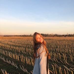 Meet your Posher, Annica